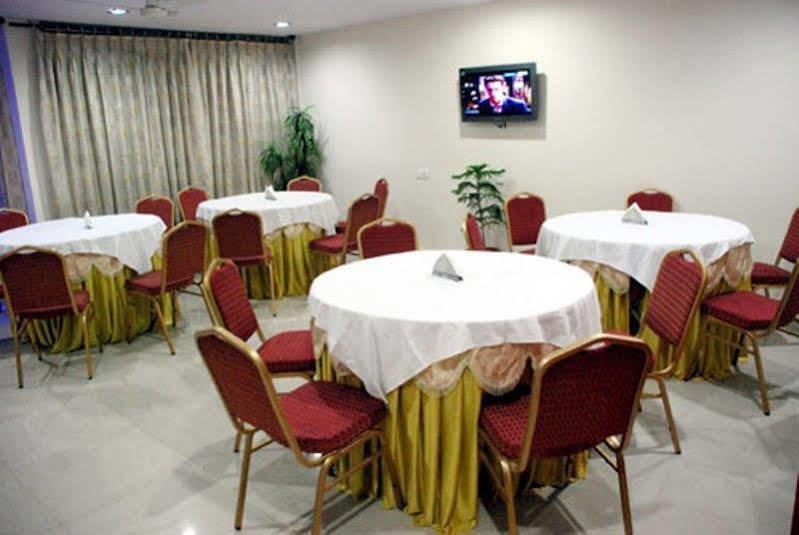 Hotel Imperial Classic Haydarabad Dış mekan fotoğraf